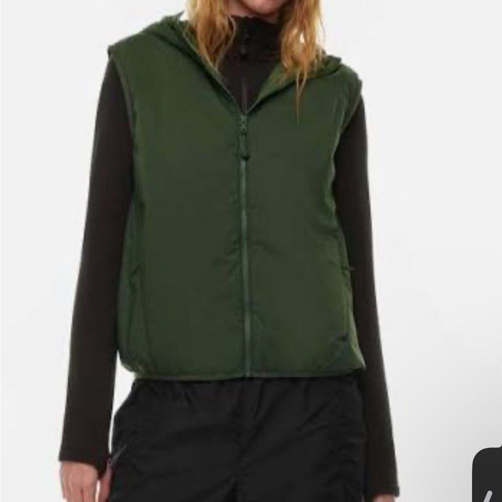 Aritzia Dark Green Hooded Vest